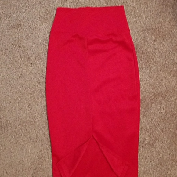 Skirt - Picture 2 of 2